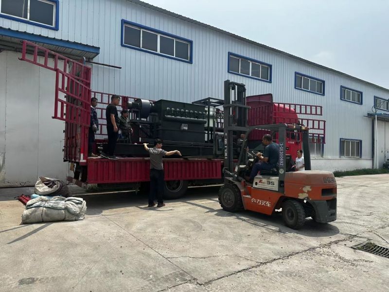 磨粉機(jī)，脈沖除塵和變頻輸送機(jī)發(fā)貨浙江